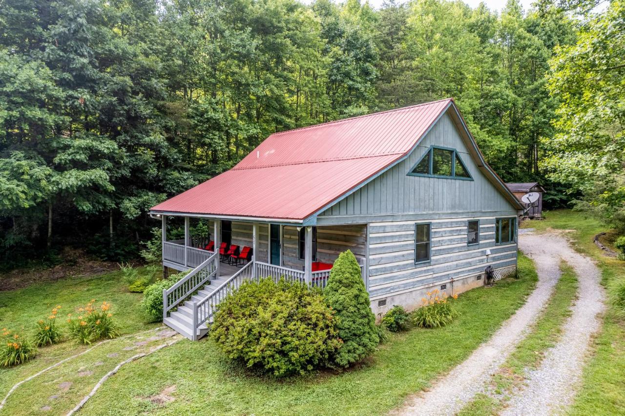 Pebble On The Creek Villa Whittier Exterior photo